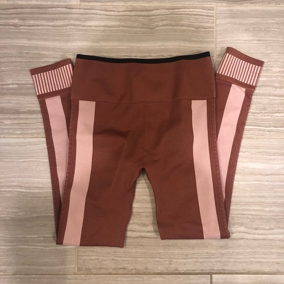 Fabletic Leggings - Picture 2 of 2